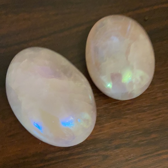 Stunning aura quartz palm stones - 2-3” ea - Picture 3 of 5